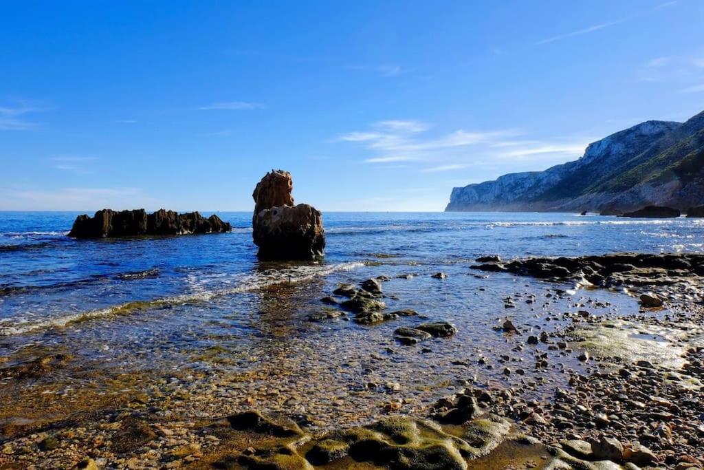 Adosado En Denia Con Gran Jardinヴィラ エクステリア 写真